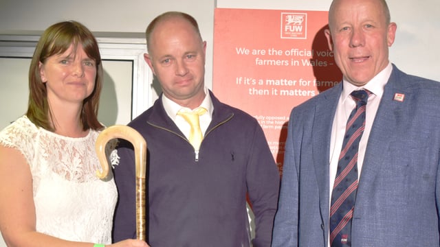 Wyn and Enid Davies win FUW award for filming ‘horrific’ bovine TB process