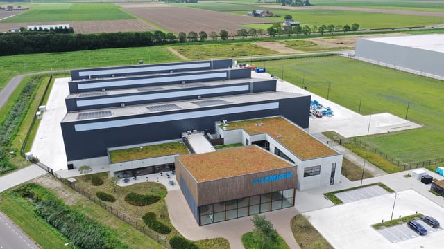 Lemken opens mechanical crop care factory and forum