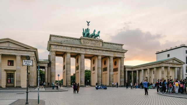 German agri minister meets sector stakeholders on foot-and-mouth