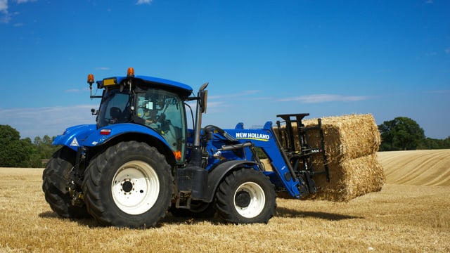 AEA: Large tractors worst hit as new 2025 registrations plummet