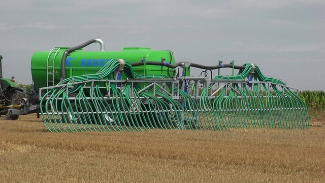 Top end tanker from Bauer featuring 24m Vogelsang boom set for LAMMA