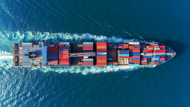 Record high £4 billion for UK dairy and red meat exports