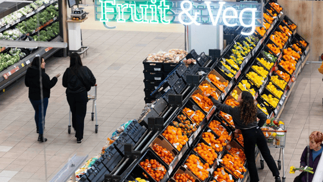 Sainsbury’s commits to £5bn investment in long-term farming agreements