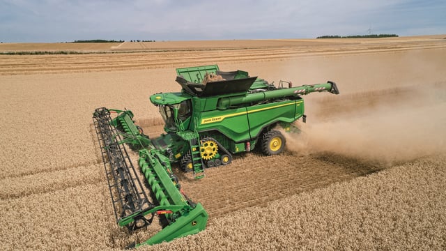 UK November 2026 wheat futures back over £200/t threshold