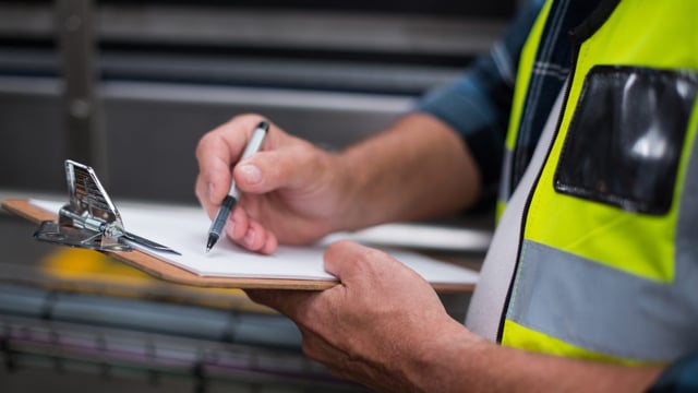 4 men arrested and illegal meat seized by police at unapproved plant